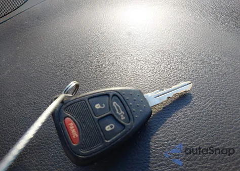 2014 Chrysler 200 Lx из США, поврежденный, VIN 1C3CCBAB6EN209774